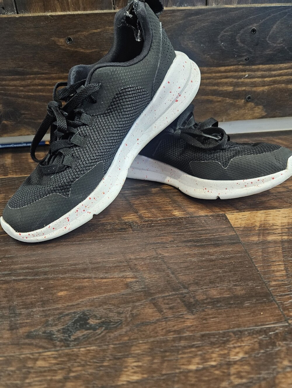 Black Under Armour Sneakers with White & Pink Speckled Soles